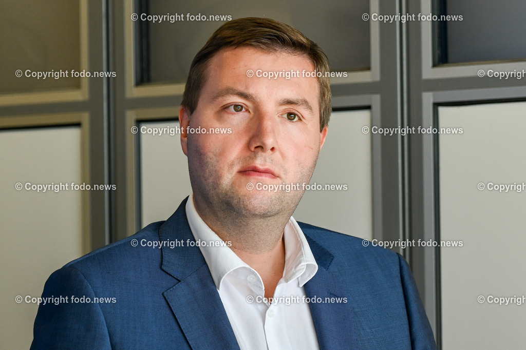 Linz AG_ Wasserrettung Pichlingersee_ 12.09.2023-5 | 12.09.2023, Linz Pichling, AUT, Linz AG, Eroeffnung des neuen Gebaeude der Wasserrettung, im Bild StR Michael Raml (FP)