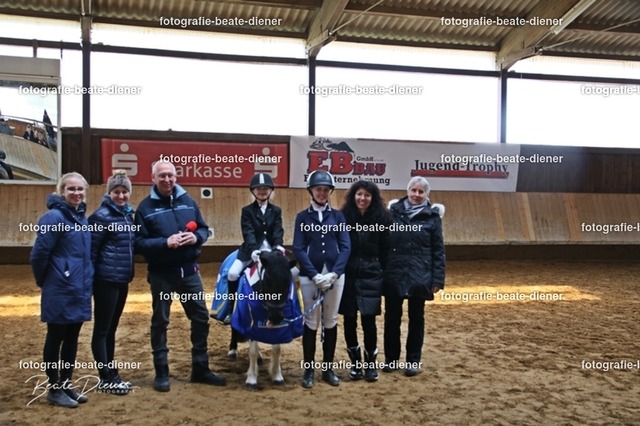 JugendTrophy1331 | Fotografie, Tiere, Hunde, Katzen, Pferde, Sportfotografie, Fotosession, Tierfotografie, Turnierfotografie, Fotografin, Fotograf - Realisiert mit Pictrs.com