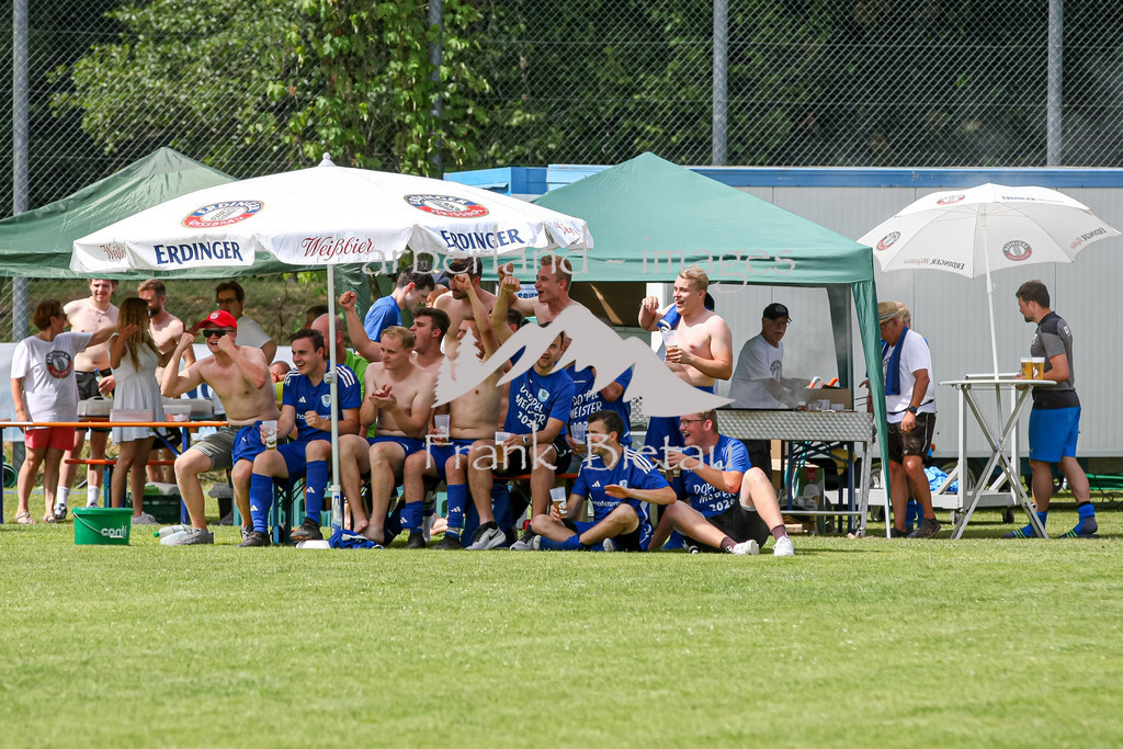 993T0773 | Medien- Sport- Entertainmentfotos