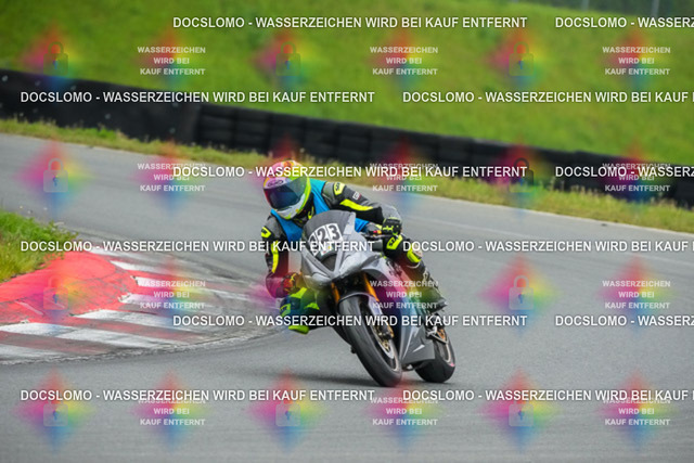 2026_05_08_PBK_23496_LRX | Sportfotografie; SlowMotion; Video; Rennstrecke; Hafeneger; Speer; Racing; RSE; BMW; CBO; Trackday; Motorsportarena; Hockenheimring; Brno; Most; Barcelona; Valencia