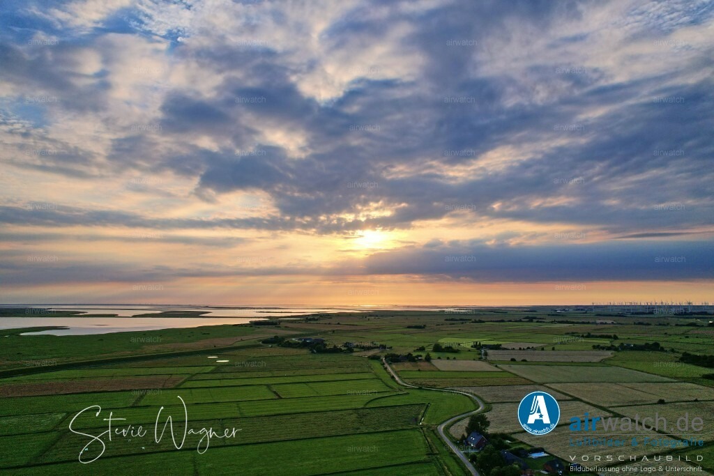Luftbilder Hattstedtermarsch | Luftbilder, Nordsee, Nordfriesland, Hattstedtermarsch, Sterdebüll, Deichweg, Speckiweg, Herstum, Herrweg, Holmer See