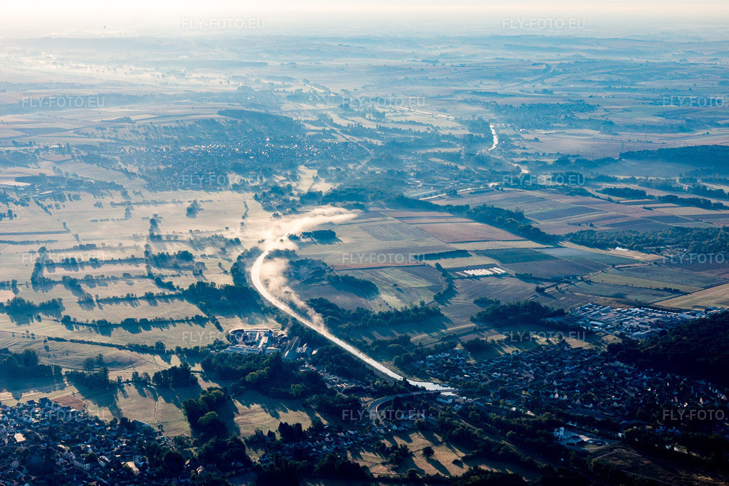 Vue aérienne: Canal à Steinbourg dans le département Bas Rhin, France. Photo: IMG_111656.jpg prise le 16/09/2018 par Werner Riehm/FLY-FOTO.eu – Résolution de l'original: 5308 x 3539 px