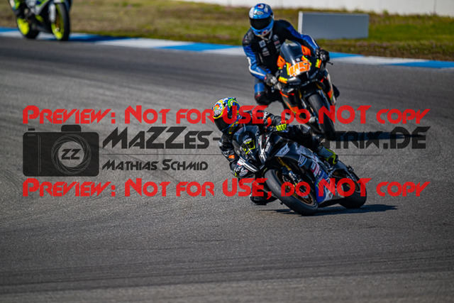 MaZZes_FotoMatrix_230410_5725 | WEISS