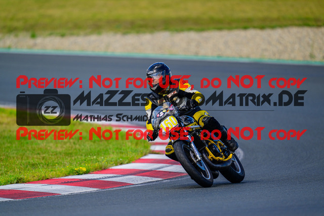 MaZZes_FotoMatrix_240724_6007705_2-368 | GELB