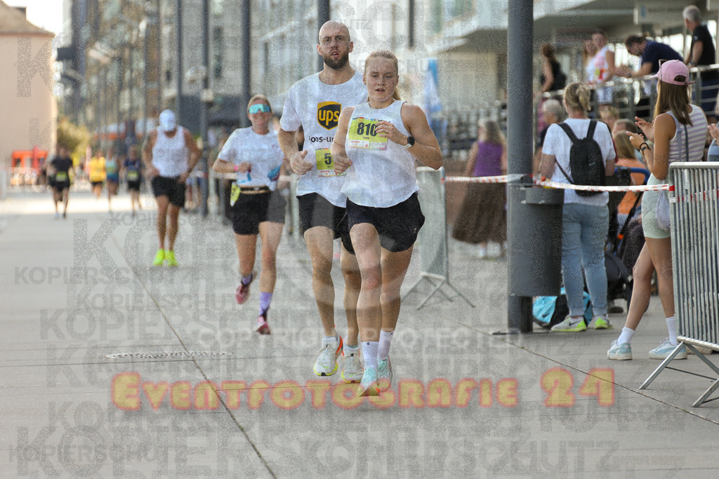 250920_1444_EX1_7410 | Sportfotografie im Rhein-Sieg Kreis, Köln, Bonn, NRW, Rheinland Pfalz, Hessen, etc. Unser Tätigkeitsfeld umfasst den Laufsport vom Volkslauf über den Marathon, Duathlon, Triathon bis zum Ultralauf wie Kölnpfad Ultra oder Schindertrail.
