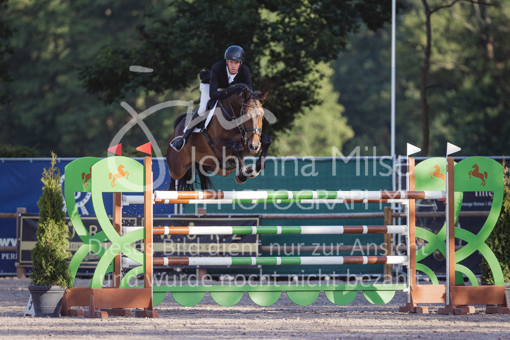 220614_Mühlen_Youngster-S-918 | Late Entry Mühlen
Springprüfung Kl.S* 7j. Youngster Springen
14.06.2022