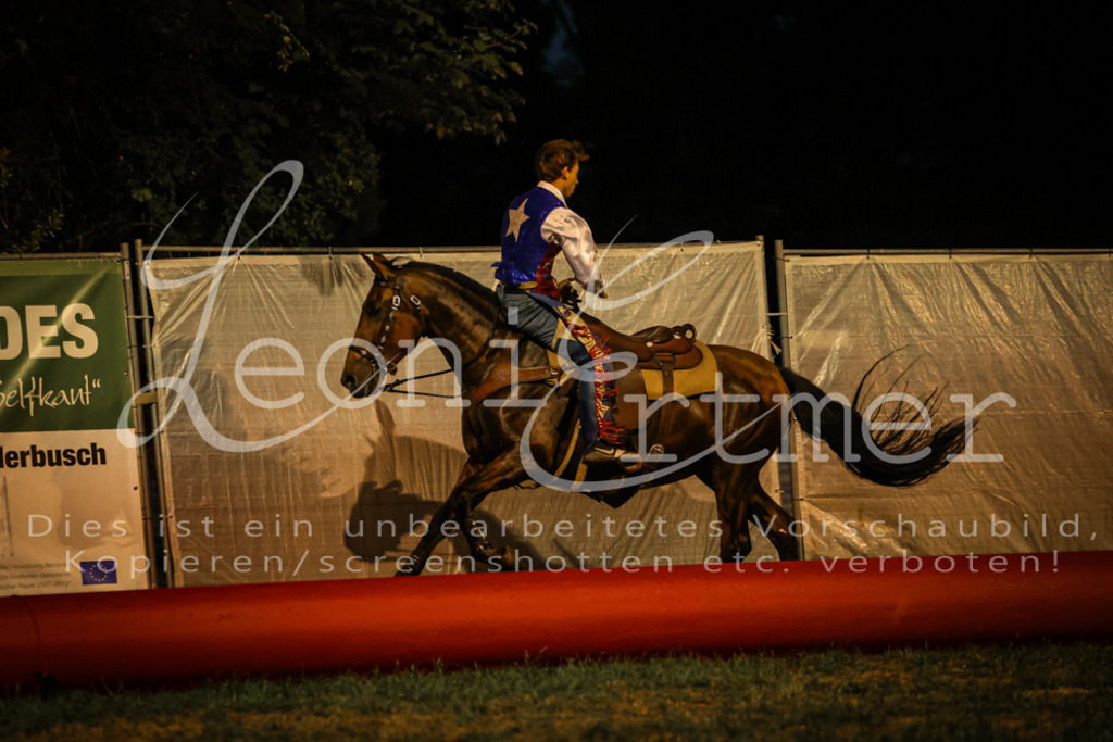 SaShow00360 | Leoni Ertmer Photography - Realisiert mit Pictrs.com