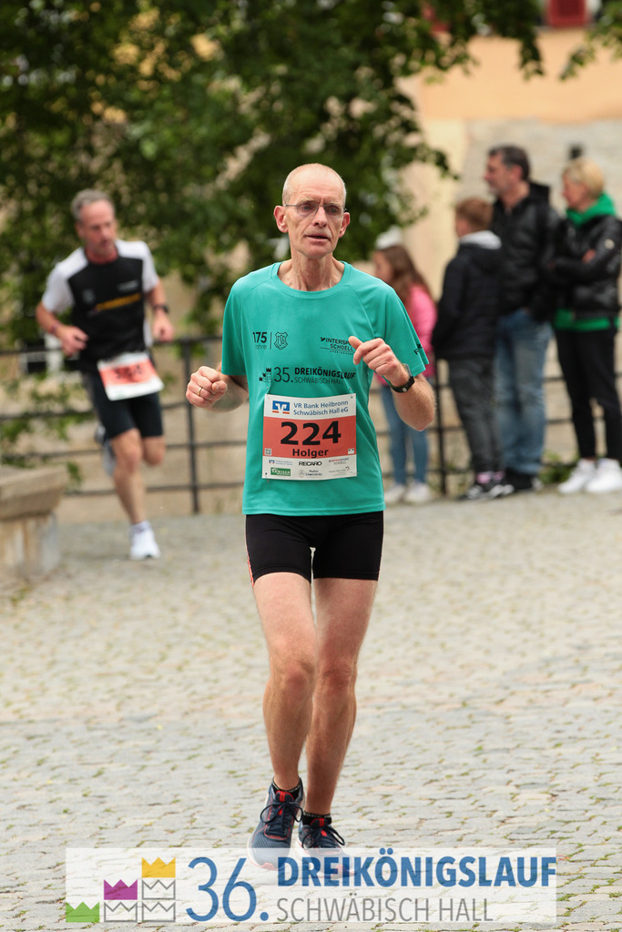 VR Bank Hauptlauf 10km | 3königslauf 2022 VR Bank Hauptlauf - Realisiert mit Pictrs.com