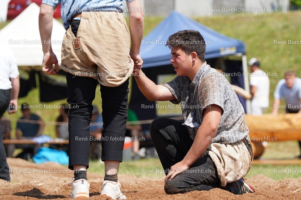 50 | René Burch leidenschaftlicher Fotograf aus Kerns in Obwalden.  Hier finden sie Sport, Landschaft und Natur Fotografie.
 - Realisiert mit Pictrs.com