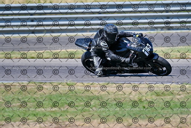26bt04-0542 | markuskiefer.com - Realisiert mit Pictrs.com