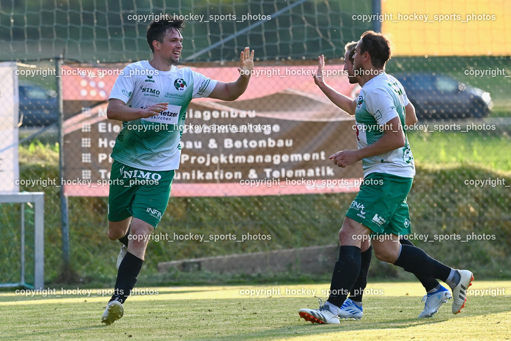 ASKÖ Köttmannsdorf vs. SV Feldkirchen 2.6.2023 | #26 Andreas Tiffner, Jubel SV Feldkirchen Mannschaft