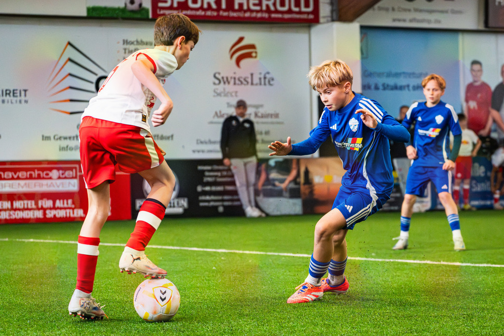 _BLR9632 | Professionelle Fußball- und Sportfotografie. Spielbilder online ansehen und kaufen – Einzelbilder oder komplette Galerien in hoher Qualität. - Realisiert mit Pictrs.com