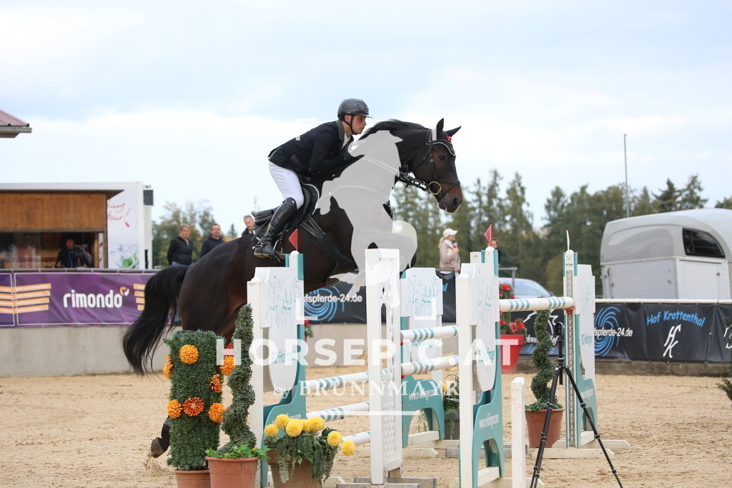DL2Q5730 | Willkommen bei Brunnmayr - Design & Fotografie – Ihrem Spezialisten für Reitturniere und Pferdeveranstaltungen in Oberösterreich, Salzburg und Bayern! Seit über 17 Jahren sind wir leidenschaftlich dabei.