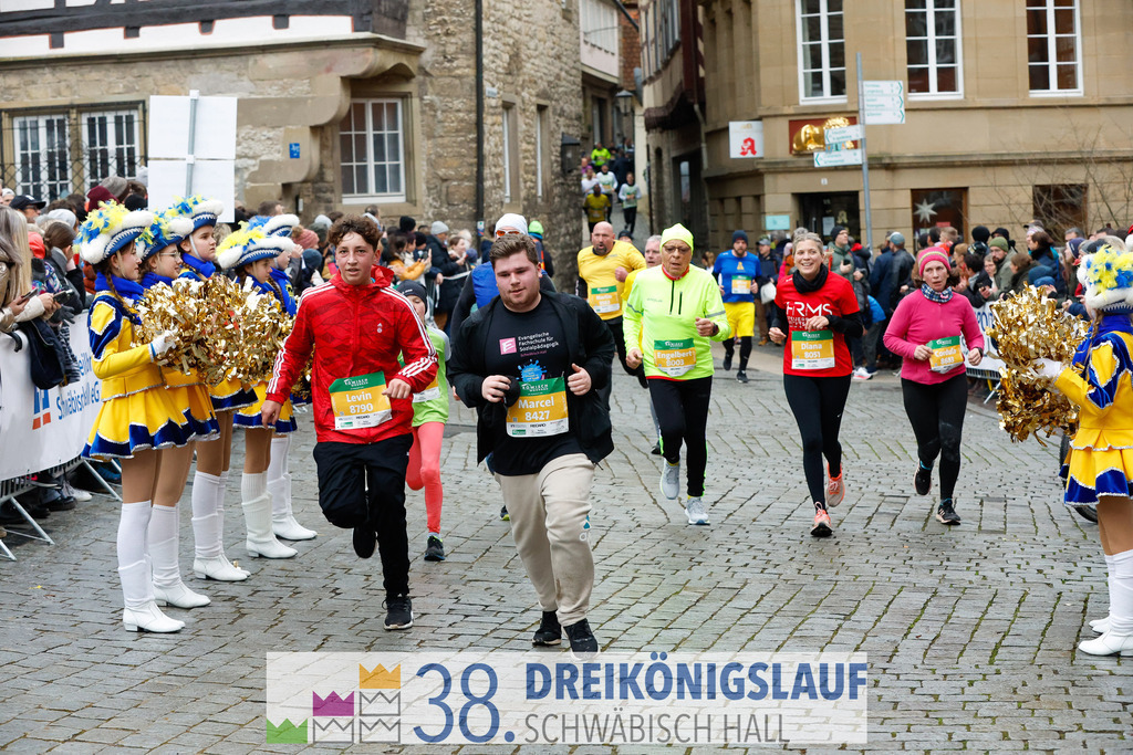 5km Roewisch Wohnbau Cup | 3 Koenigslauf 2024 5km Roewisch Wohnbau Cup - Realisiert mit Pictrs.com