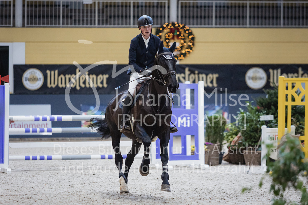 221217_Warstein_Stil-L-102 | Deine schönsten Turniermomente als professionelle Fotos! Entdecke hochwertige Pferdesport-Fotografie im Online-Shop. Jetzt Fotos finden & bestellen!