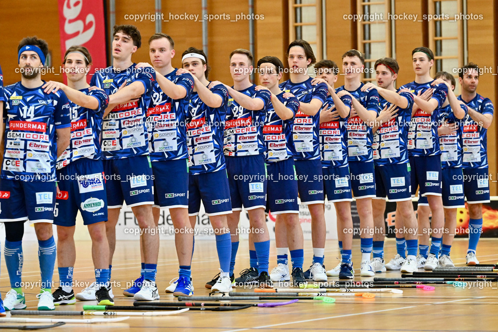 FBK Loka vs. VSV Unihockey | VSV Unihockey Mannschaft, Österreichische Nationalhymne, FBK Loka vs. VSV Unihockey, FBK Loka vs. VSV Unihockey am 23.03.2025 in Villach (Ballspielhalle St. Martin), Austria, (Photo by Bernd Stefan)