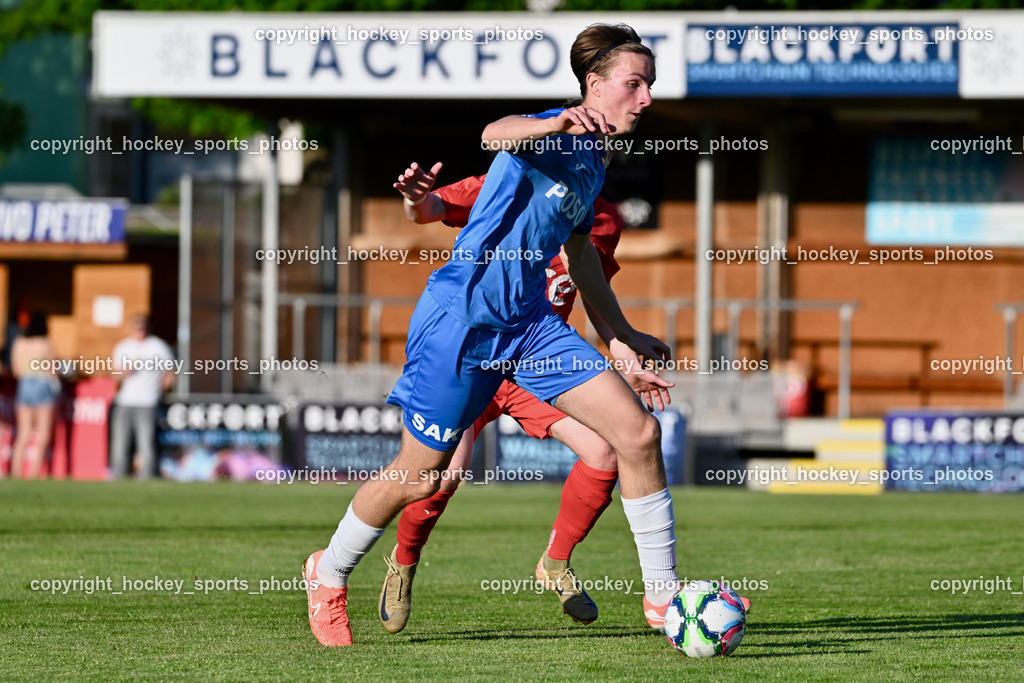 SAK vs. SC ST. Veit | #5 Jakob Geister SAK, SAK vs. SC ST. Veit, SAK vs. SC ST. Veit am 30.04.2025 in Klagenfurt (Sportpark Welzenegg), Austria, (Photo by Bernd Stefan)