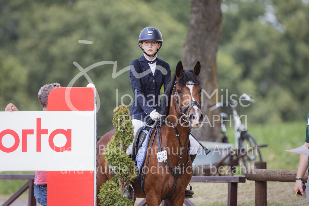 220730_BHO_PonyTrophy-369 | Deine schönsten Turniermomente als professionelle Fotos! Entdecke hochwertige Pferdesport-Fotografie im Online-Shop. Jetzt Fotos finden & bestellen!