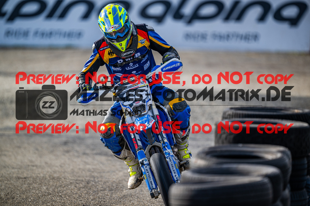 MaZZes_FotoMatrix_231015_9604 | S2