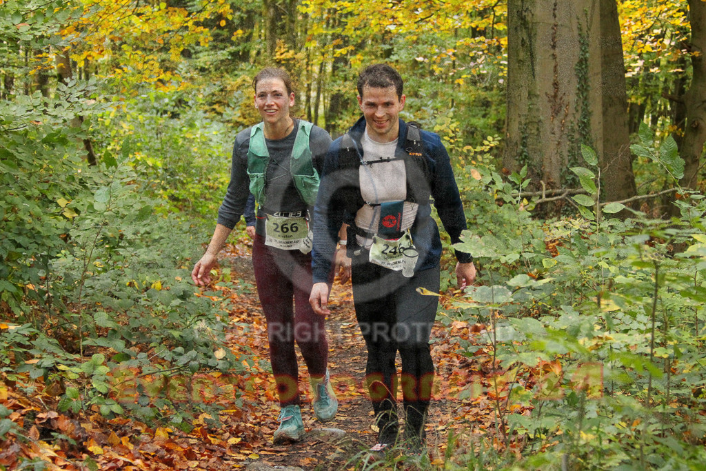 251026_1259_EV4_6278 | Sportfotografie im Rhein-Sieg Kreis, Köln, Bonn, NRW, Rheinland Pfalz, Hessen, etc. Unser Tätigkeitsfeld umfasst den Laufsport vom Volkslauf über den Marathon, Duathlon, Triathon bis zum Ultralauf wie Kölnpfad Ultra oder Schindertrail.