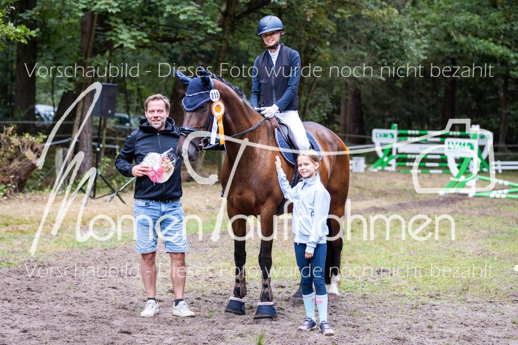 HB-Springreiter-058 | MomenTaufnahmen Pferdesportfotos