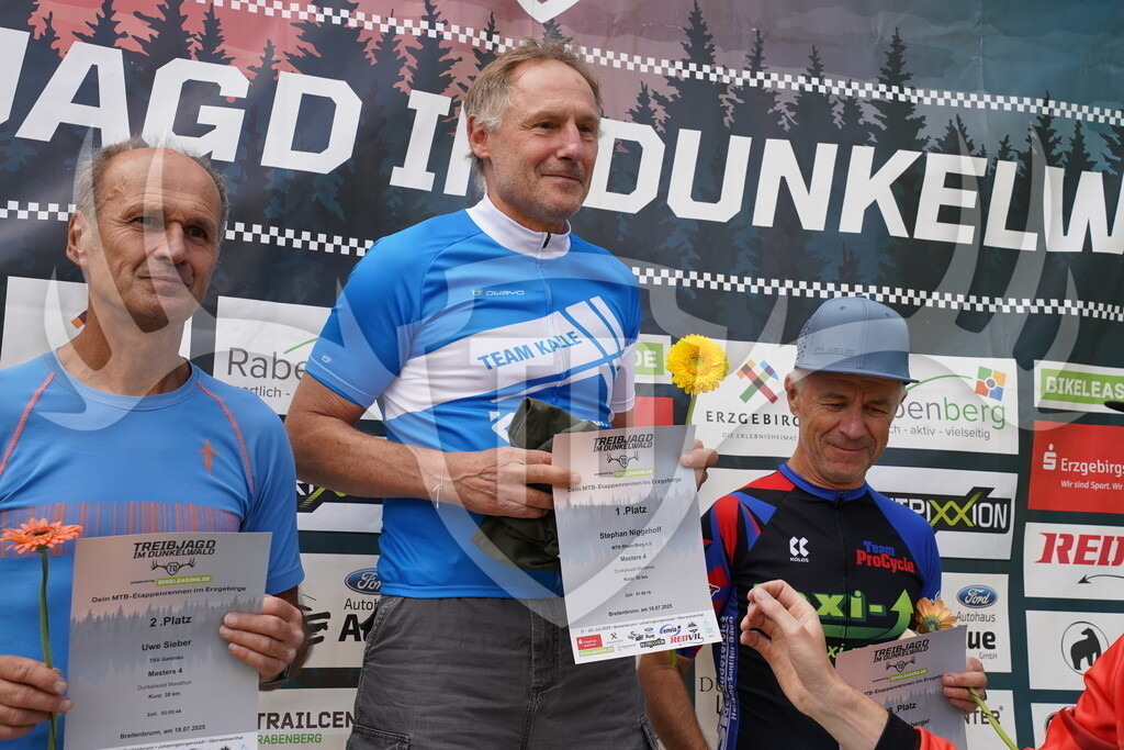 DSC04655 | Fotogalerie der Treibjagd im Dunkelwald - Dein MTB Etappenrennen im Erzgebirge - Realisiert mit Pictrs.com