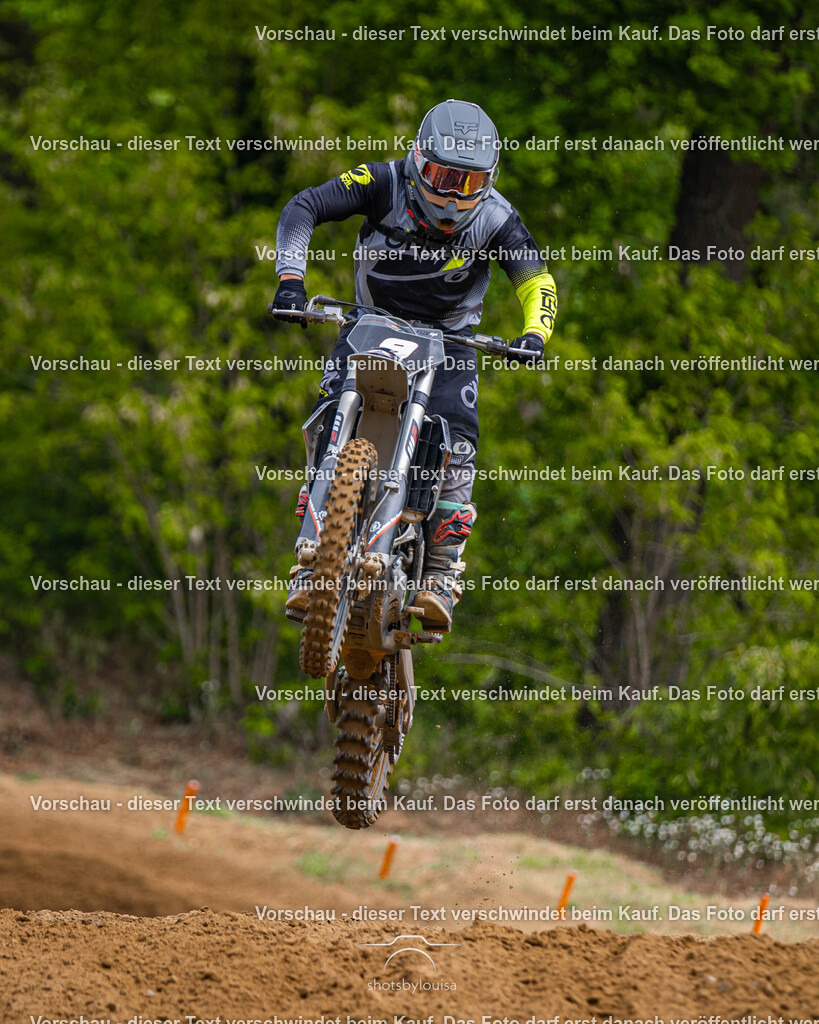05_17_GroßGlienicke_clubsport-9694 | Sportfotografin aus Berlin-Brandenburg mit Fokus auf Motocross. Ich halte deine sportliche Leistung und echte Emotionen auf und neben der Strecke professionell fest. Entdecke die Fotos von deinem Rennen und bestelle sie direkt hier im Shop.