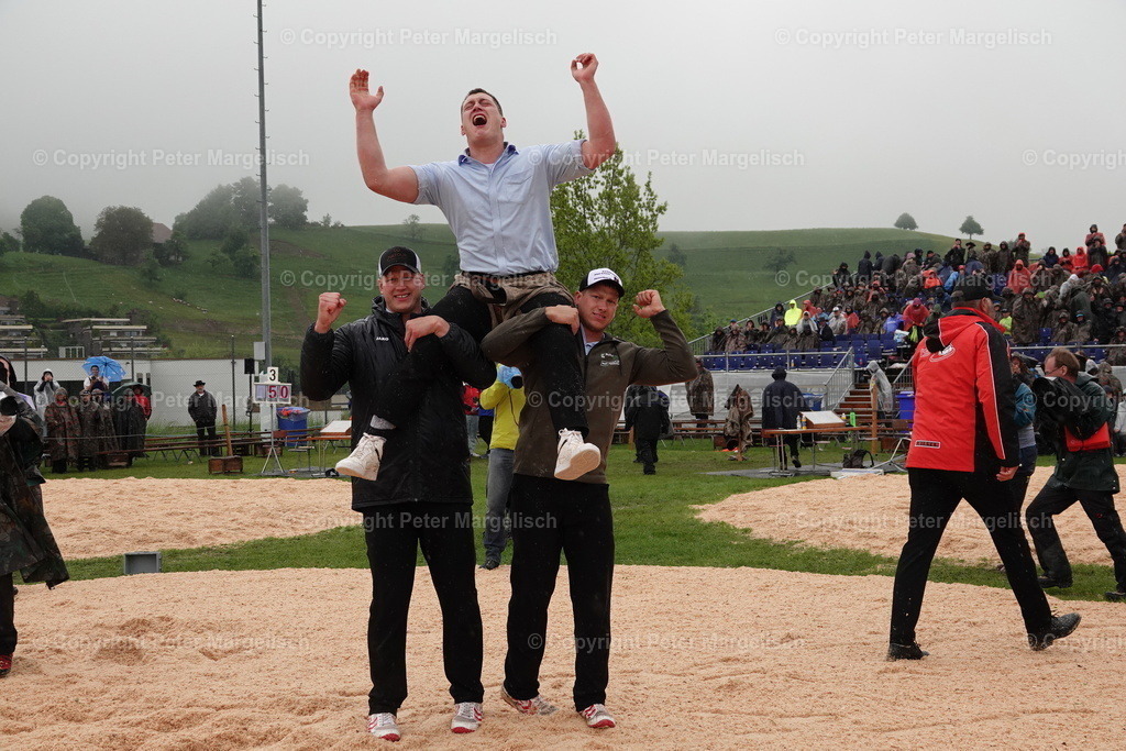 DSC00760 | Schwingen - Realisiert mit Pictrs.com