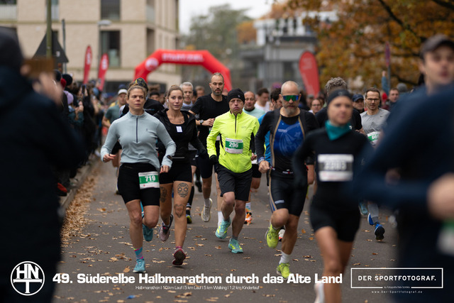 Süderelbe Halbmarathon 2025 I 09.11.2025 I Fotograf_DerSportfotograf.I 00311 | Der Sportfotograf. - Realisiert mit Pictrs.com