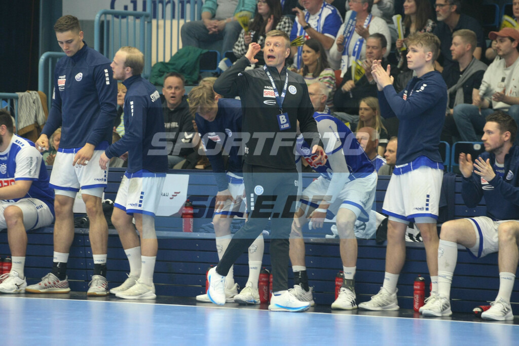 VFL Gummersbach - Füchse Berlin | VFL Bank mit Gudjon Valur Sigurdsson - © Sportfoto-Sale (MK) - Realisiert mit Pictrs.com