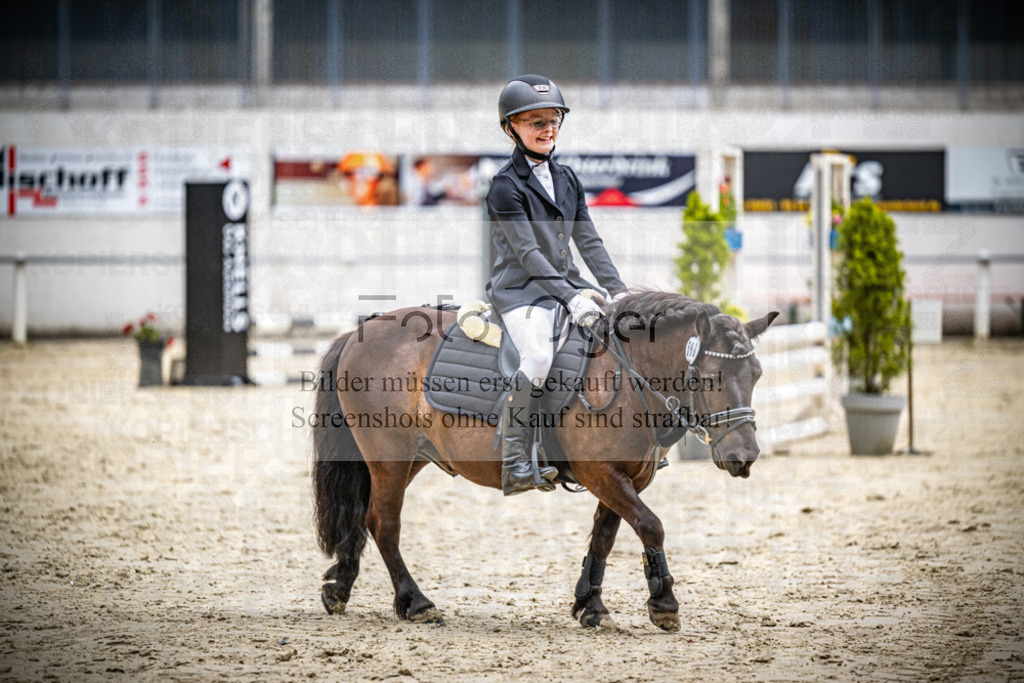 Turnier Laggenbeck 2026-15-0226 | Entdecke hochwertige Reitturnierfotos von Foto Oger. Professionell, emotional und authentisch – jetzt Lieblingsmomente im Shop bestellen.Deutschlandweite Turnierfotografie. - Realisiert mit Pictrs.com