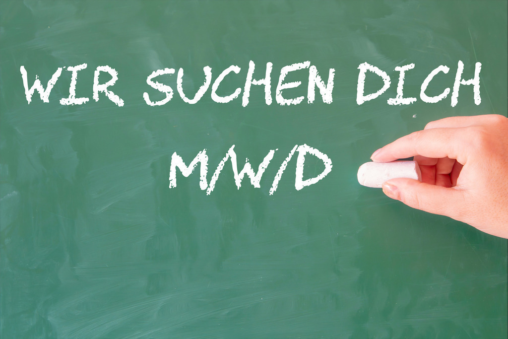 Wir suchen Dich m/w/d: Auf einer Schultafel steht WIR SUCHEN DICH M/W/D (Vorlage Mitarbeitersuche) | Wir suchen Dich m/w/d: Auf einer Schultafel steht WIR SUCHEN DICH M/W/D (Vorlage Mitarbeitersuche) - Realisiert mit Pictrs.com