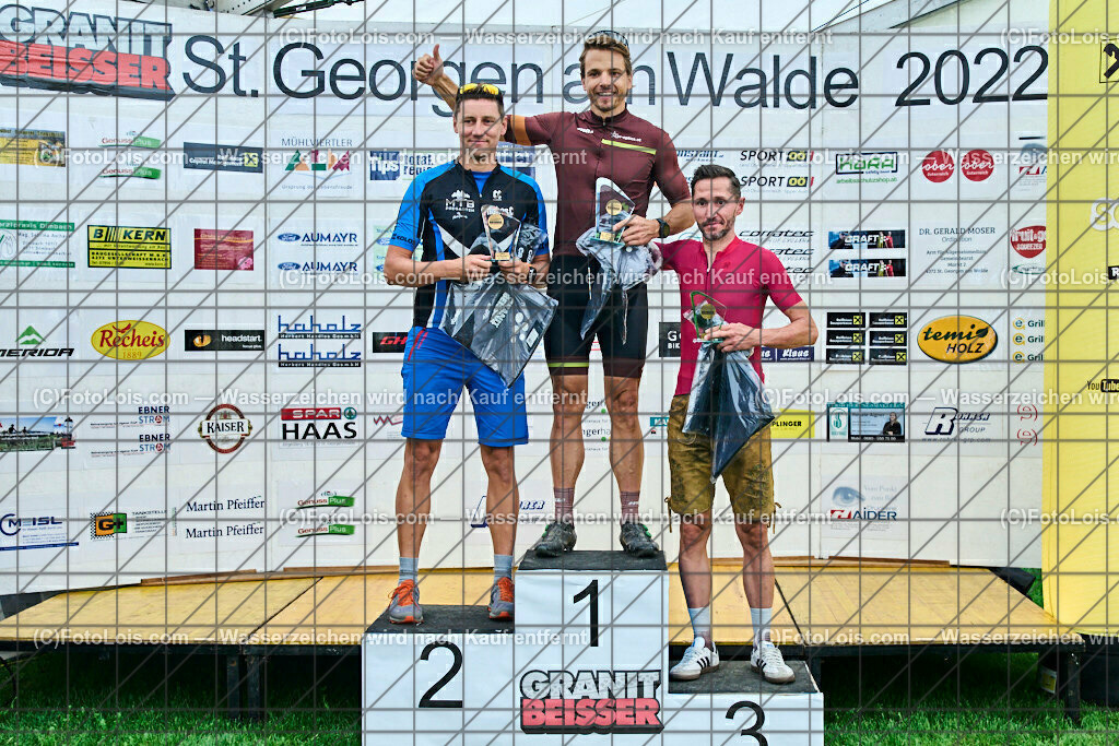 ALP7855_GRANITBEISSER_Siegerehrung_Small | (C)FotoLois.com, Alois Spandl, 28. GRANITBEISSER Mountainbike-Marathon in St. Georgen am Walde, Sa 3. Sept. 2022.