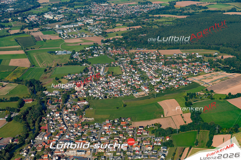 Das Luftbild der Stadt Schirmitz wurde 2021 vom Flugzeug heraus erstellt (keine Drohne) Aufnahmehöhe ca.450 Meter- hohe Bildauflösung und Druck-Qualität garantiert!