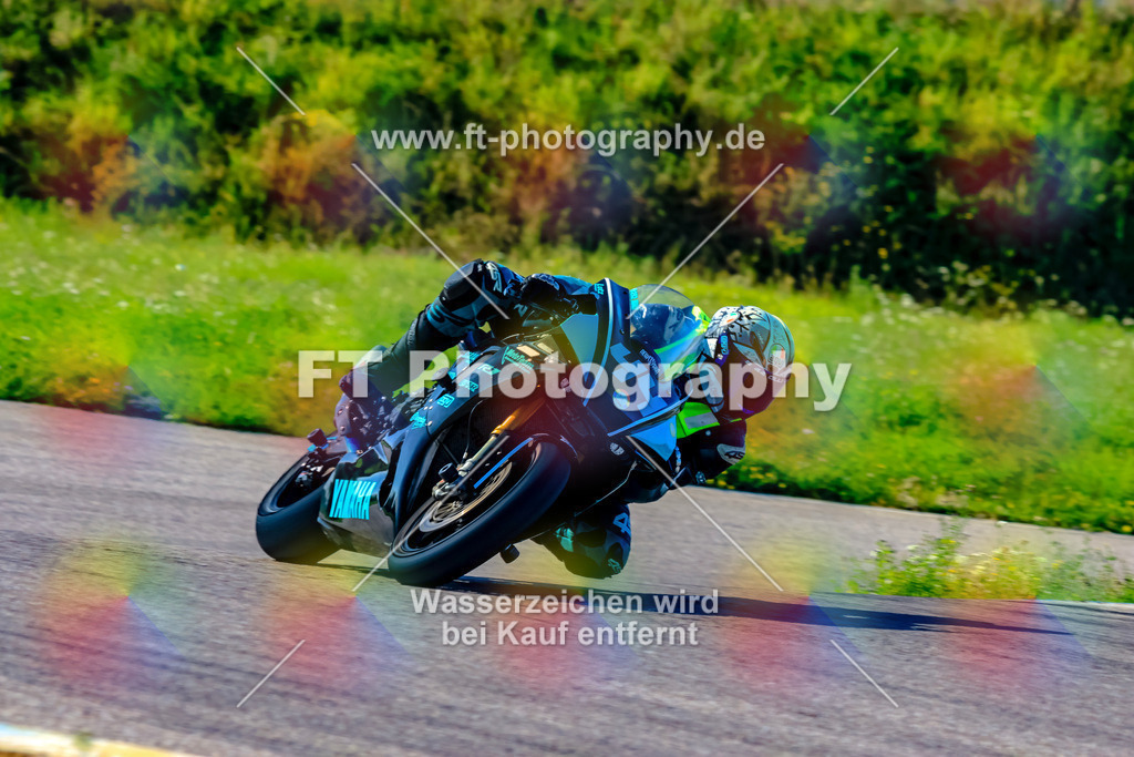 044-2082 | Hier findet Ihr Bilder von Touristenfahrten auf der Nürburgring Nordschleife oder von anderen Veranstaltungen die ich besucht habe. Viel Spass beim Durch Schauen 