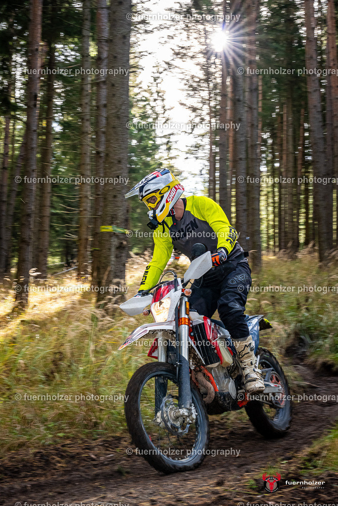 fuernholzer_251026-C1-152 | Fotografische Impressionen von der Red Stag Enduro Extreme by fuernholzer-photography.com. Endurosport in Österreich fotografisch festgehalten von fuernholzer. Auftragsfotografie für Private, Gewerbefotos und Industriefotografie. Eventfotografie, Sportfotografie und Motorsportfotografie. Anbieter von Fotoworkshops, Fototraining, fotografischen Vorträgen und Fotoseminaren.