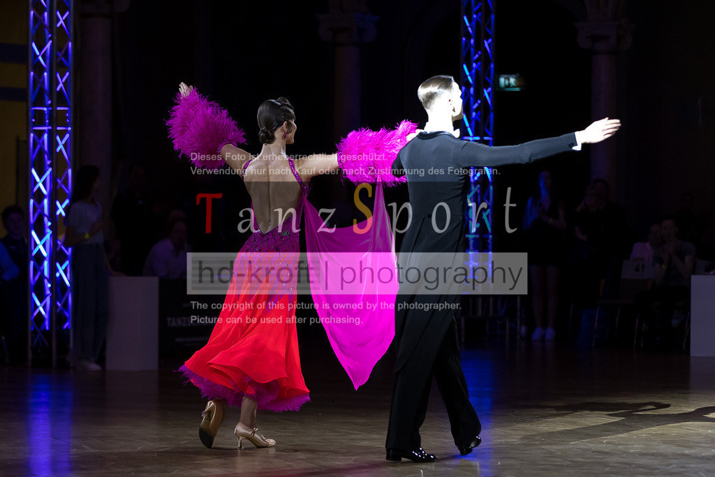 20240706_WDSF_RS_Std_2662 | Tanzsportbilder, Standardtanz, Lateintanz, WDSF, DTV, LTVB, dancecomp, goc, hessen tanzt, blaues band der spree, walzer, tango, wiener walzer, slowfox, quickstepp, samba, rumba, cha-cha-cha, paso doble. jive, hd-kroft photography, turniertanzsport