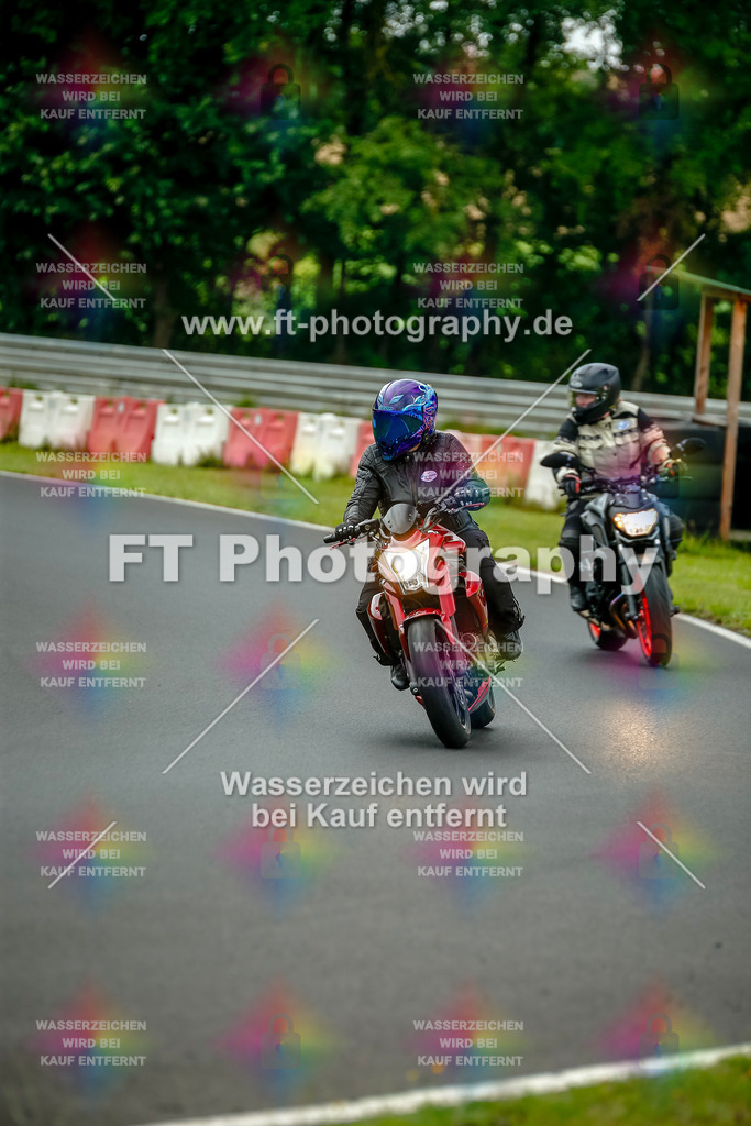 VBK-3707 | Hier findet Ihr Bilder von Touristenfahrten auf der Nürburgring Nordschleife oder von anderen Veranstaltungen die ich besucht habe. Viel Spass beim Durch Schauen 