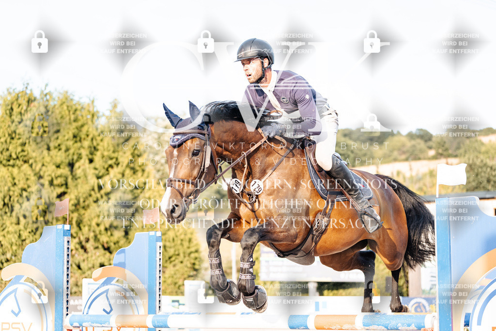 CK903633 | Turnierfotografie Pferdefotografie Trier Rheinland-Pfalz Pferdesport Reitsport Tierfotografie Sportfotografie Pferdevideo Pferdevideografie Equestrianvideography equestrianphotography  - Realisiert mit Pictrs.com