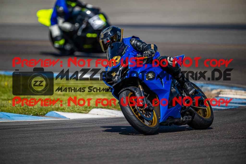 MaZZes_FotoMatrix_230410_0098 | INST