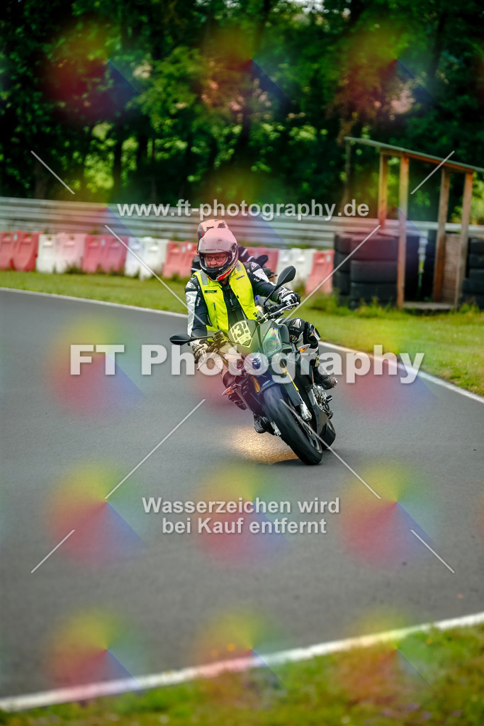 VBK-3700 | Hier findet Ihr Bilder von Touristenfahrten auf der Nürburgring Nordschleife oder von anderen Veranstaltungen die ich besucht habe. Viel Spass beim Durch Schauen 