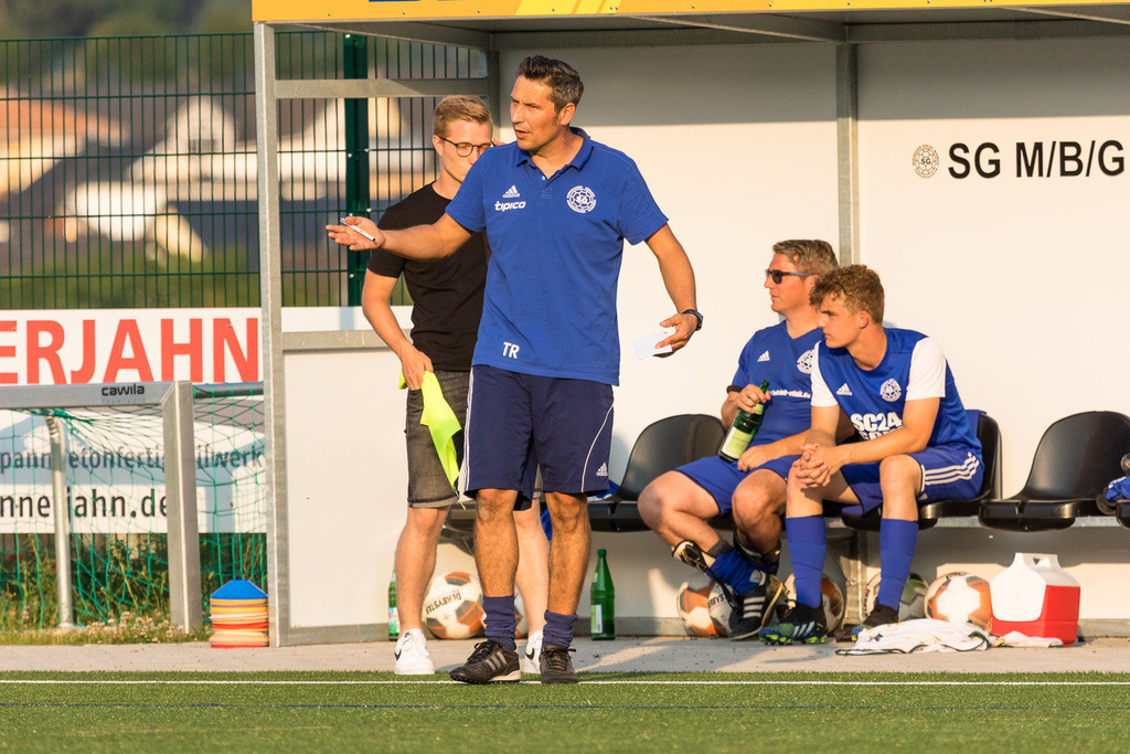 SG Morshausen - SG Niederburf | Sportfotografie Hermann-Josef Stoffel - Realisiert mit Pictrs.com