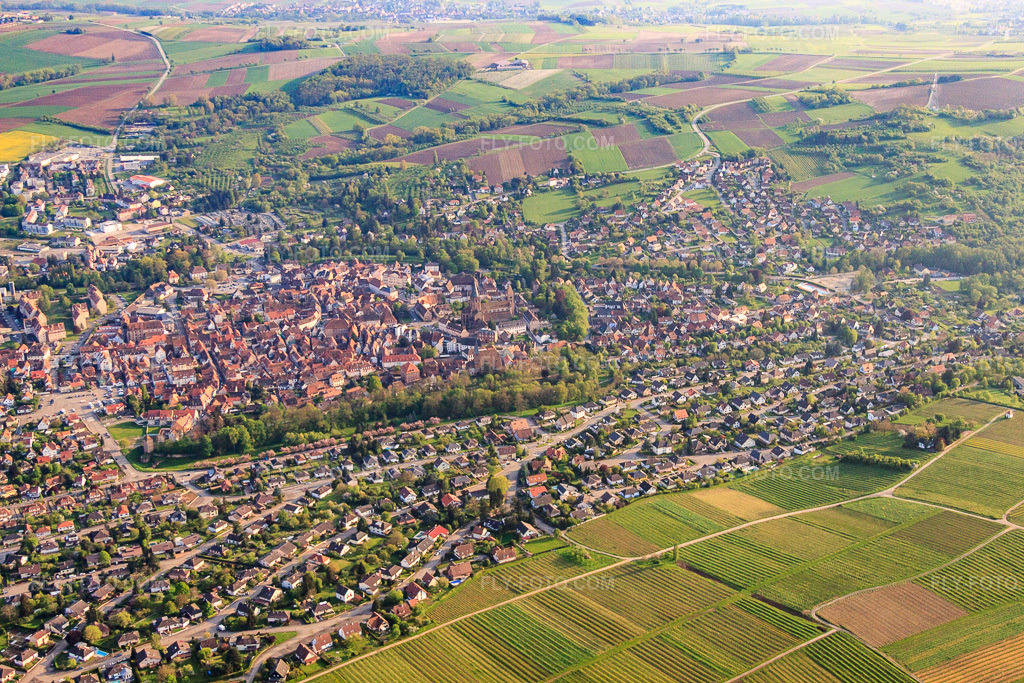 Aerial view: Overview of locations from the north in Wissembourg in the state Bas-Rhin, France. – Photo: IMG_56803.jpg taken on 05/05/2013 by Werner Riehm/FLY-FOTO.com – Resolution of the original: 4752 x 3168 px