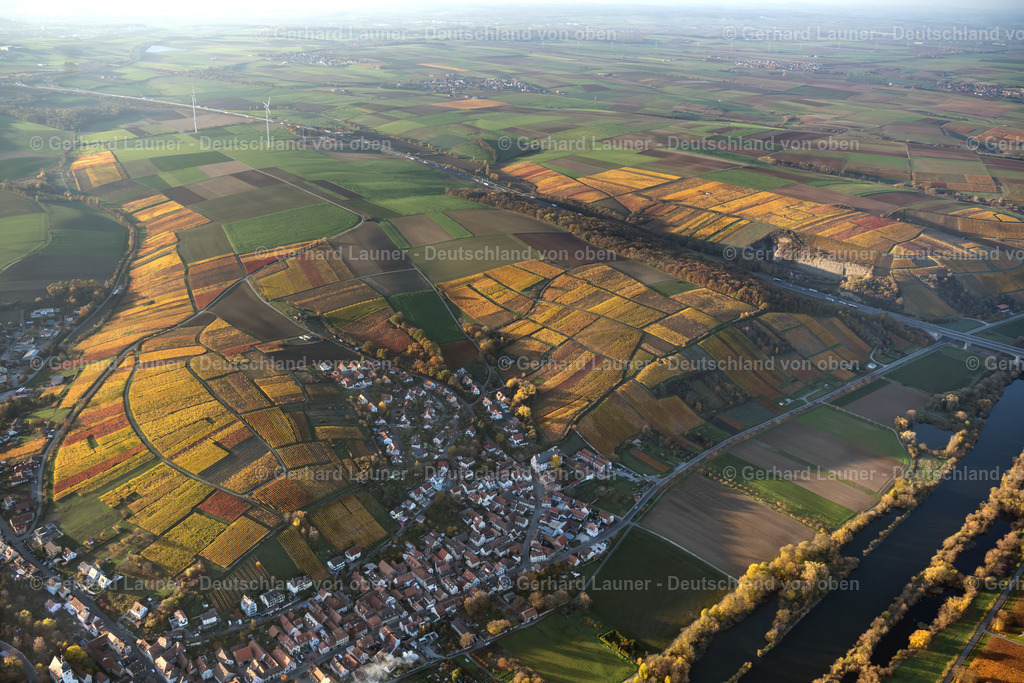 4042897 | Weinbergslandschaft an der Mainschleife bei Escherndorf und Nordheim
