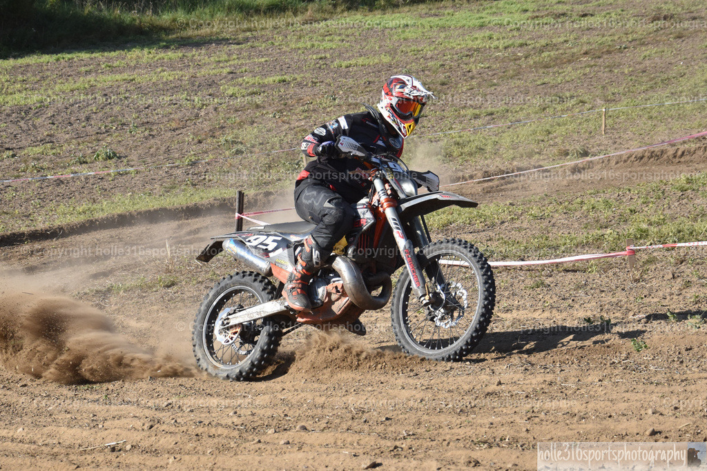 DSC_0504 | Sportfotografie , Motorsport, Motoross, Reitsport, Mointainbike, Enduro,
Landschaft , Outdoor, Eventfotografie, Landschaft, Bilder online bestellen - Realisiert mit Pictrs.com