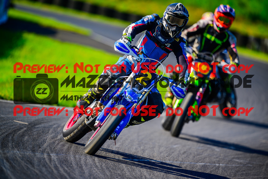 MaZZes_FotoMatrix_240512_6007705_7008 | S2