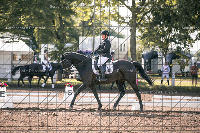 _W6A3275 | ronjaprokoschfotografie - Realisiert mit Pictrs.com