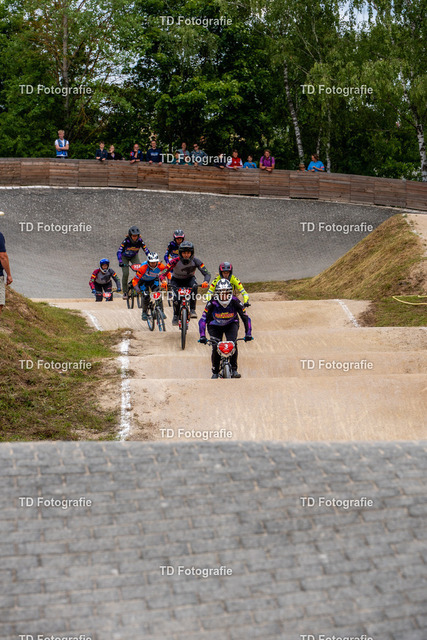 BayBMX2026-05405 | Fotogalerie von Thomas Dettweiler mit Eventbildern und lizenzfreien Fotos. Perfekt als Wandbild, für Büro, Website oder private Nutzung. - Realisiert mit Pictrs.com