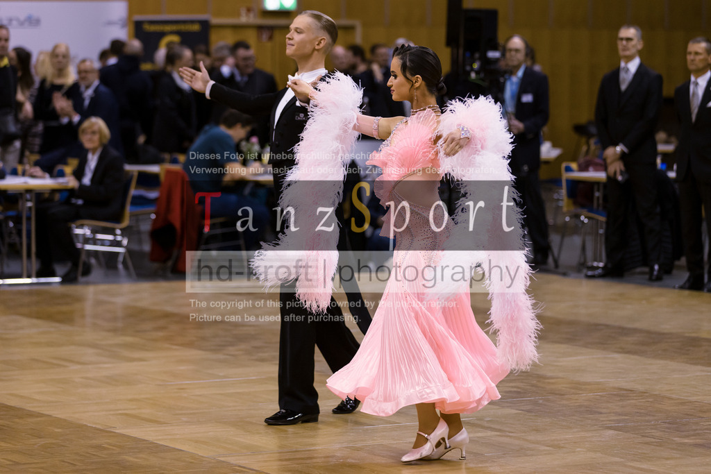 20241102_DM_HGR_Std_09416 | Tanzsportbilder, Standardtanz, Lateintanz, WDSF, DTV, LTVB, dancecomp, goc, hessen tanzt, blaues band der spree, walzer, tango, wiener walzer, slowfox, quickstepp, samba, rumba, cha-cha-cha, paso doble. jive, hd-kroft photography, turniertanzsport