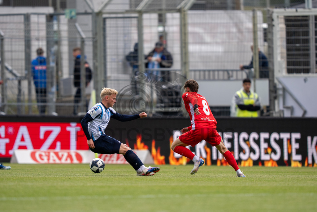 Stuttgarter Kickers vs. SG Sonnenhof Großaspach, Fussball, Regionalliga Suedwest, 34. Spieltag, 16.05.2026 | Elias Rahn (SG Sonnenhof Großaspach, #08),Stuttgarter Kickers vs. SG Sonnenhof Großaspach, Fussball, Regionalliga Suedwest, 34. Spieltag, 16.05.2026